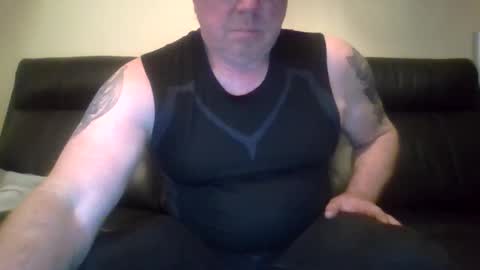 gimmmieoooo online show from September 11, 7:53 am