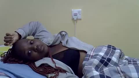 Adiliah online show from March 7, 11:27 pm