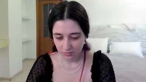 Kate online show from June 4, 9:04 am
