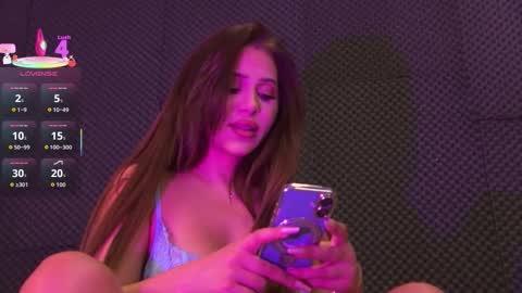 GinaMence online show from November 30, 8:38 pm