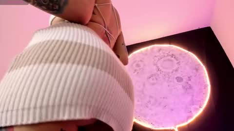 Ginebra online show from March 1, 4:44 pm