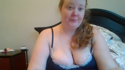 gingersnapssxx online show from July 22, 10:45 pm