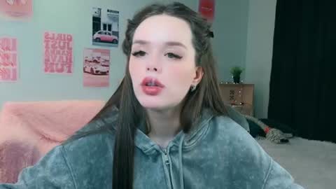 Ginny online show from July 16, 7:06 pm