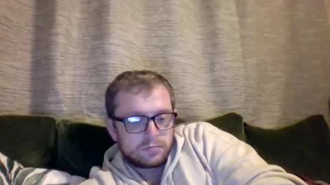 Snapshot of ginwood chatting on December 5, 7:11 pm ginwood online show from December 5, 7:11 pm