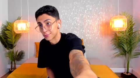 Gio Carangi online show from February 10, 3:53 am