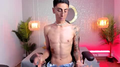 Gio Carangi online show from April 5, 3:47 am