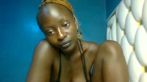 girl_shani online show from July 8, 8:56 pm