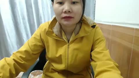 Snapshot of girlbaee chatting on October 23, 1:40 am Babe online show from October 23, 1:40 am
