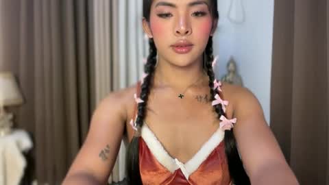 queen ronna online show from March 6, 7:29 am