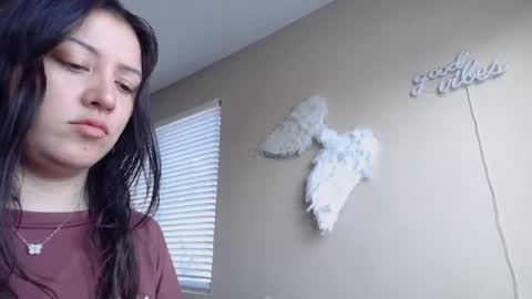 Jasmine online show from August 7, 3:32 pm