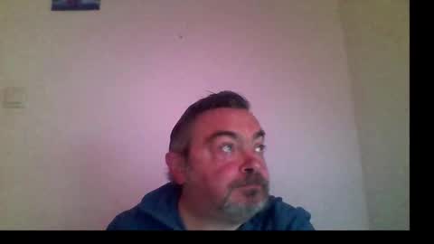 Snapshot of gismo1973 chatting on October 27, 9:20 am German Little Dick online show from October 27, 9:20 am