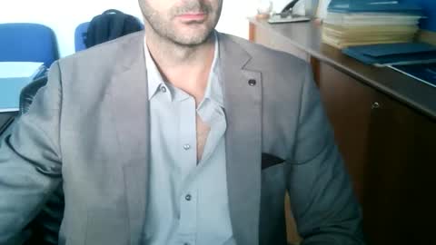 giuseppevai1 online show from October 13, 8:05 am