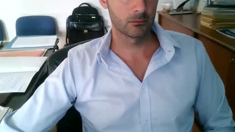 giuseppevai1 online show from September 25, 2:35 pm