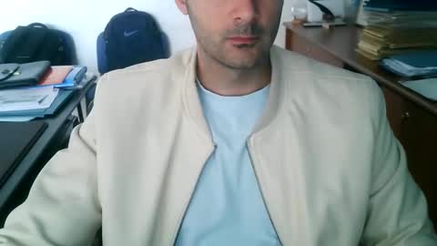 giuseppevai1 online show from May 15, 9:07 am