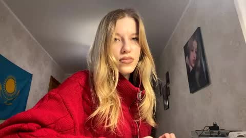 gladyswigg online show from April 1, 11:22 am