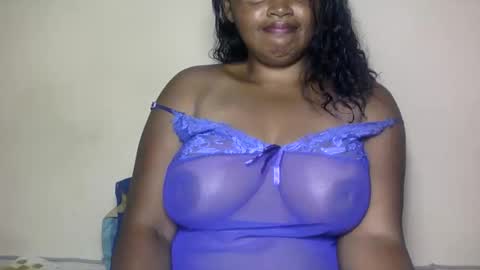 glamour01 online show from January 17, 8:57 am