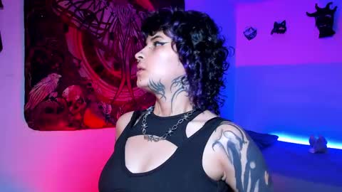 NYX online show from May 7, 11:21 pm