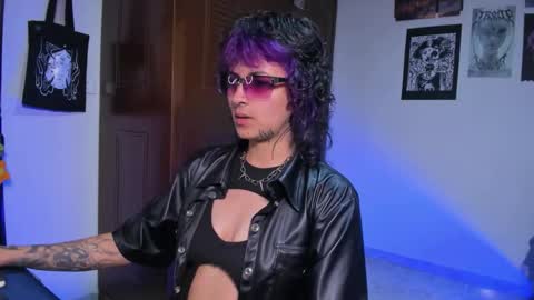 NYX online show from November 26, 4:04 pm