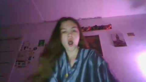 glitter_doll online show from March 5, 7:06 pm