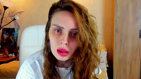 Gloria Wood online show from May 21, 6:58 pm