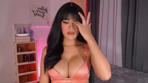 shy online show from November 12, 4:53 pm