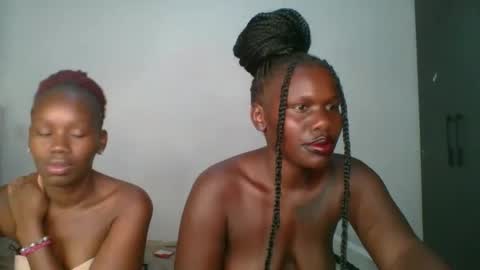 glossybabe77 online show from March 6, 7:24 pm