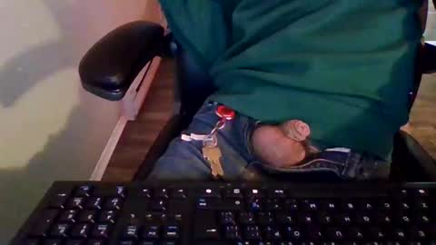 gmang4242 online show from March 4, 4:48 pm