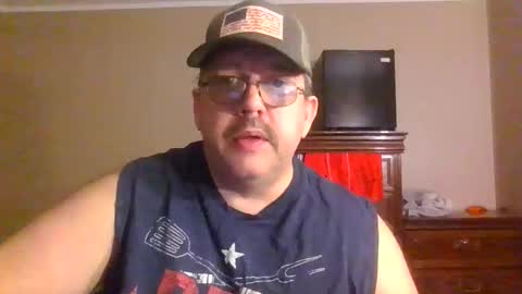 IDKIDCIDGAF online show from April 5, 12:29 am