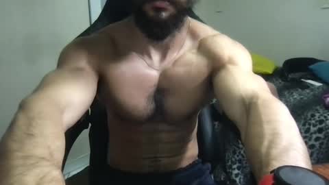 god hunkules online show from February 25, 8:00 pm