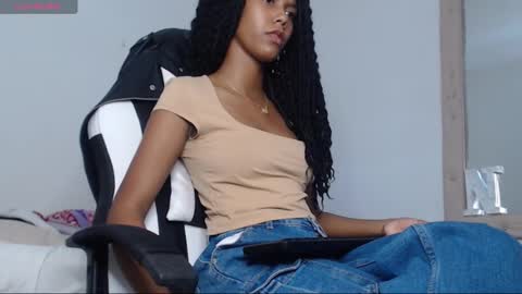 goddess_valen online show from November 11, 3:58 pm