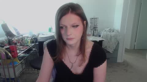 Goddess of Insanity online show from April 23, 3:02 pm