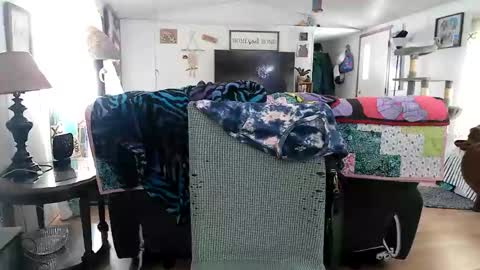 goddessdeezy online show from December 2, 5:22 pm