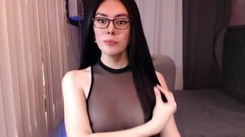 MISS ANGELA online show from June 6, 11:10 pm