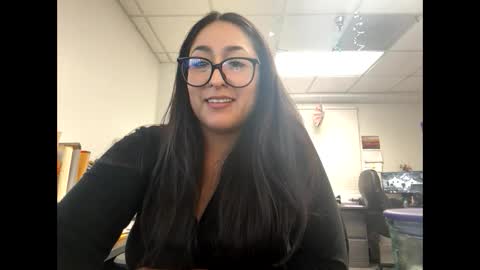 GoddessxxRosexx online show from March 11, 9:15 pm