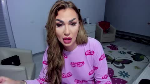 Nicole.. online show from February 10, 4:30 am