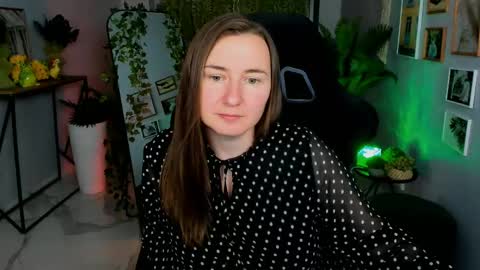 Gloria online show from May 26, 8:42 am
