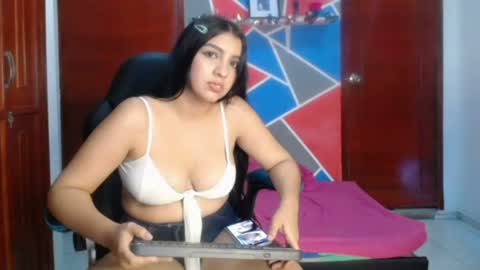 golden_latin online show from June 18, 6:57 pm