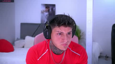 goldenatlasx online show from April 23, 10:33 pm