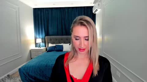 Olivia online show from September 22, 7:51 pm