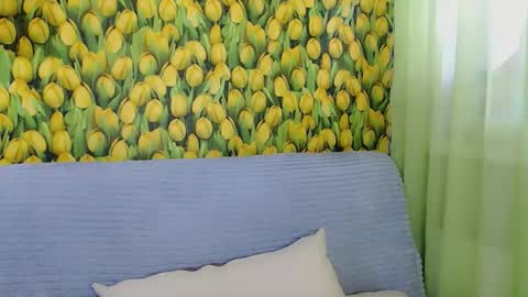 goldmoonn online show from April 18, 12:51 pm