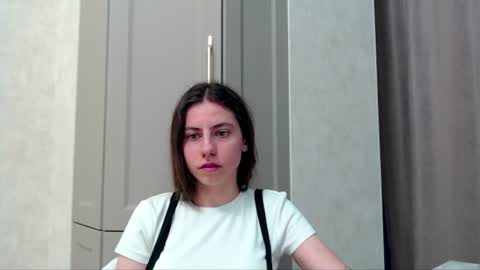 Elizabeth Effie online show from August 9, 4:34 pm