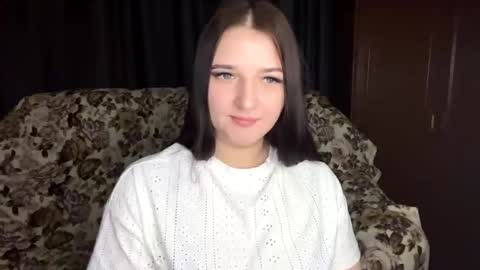 good_girl_24 online show from April 5, 8:39 pm