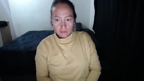 nathalia online show from December 14, 2:55 am