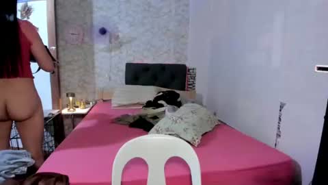 geneviev online show from October 11, 1:10 am