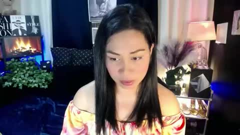 Snapshot of gorgeous_rica chatting on September 21, 2:43 pm Rica online show from September 21, 2:43 pm