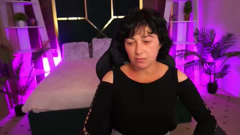 Snapshot of gorgeousalisee chatting on October 30, 1:33 pm gorgeousalisee online show from October 30, 1:33 pm