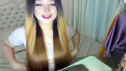 Amanda rose online show from February 24, 2:53 pm