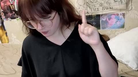 Snapshot of goth_pumpkin chatting on September 15, 9:05 pm Amy online show from September 15, 9:05 pm