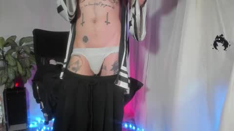 Russ  online show from April 27, 1:52 pm