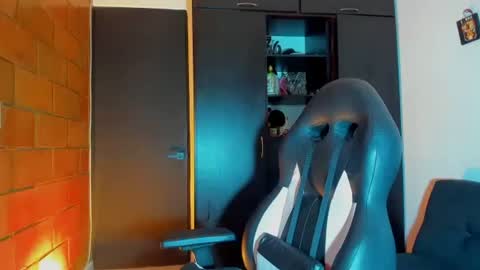 GG online show from November 29, 12:40 am